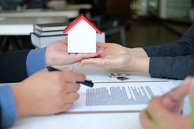 Options de prestige : Trouver la solution de financement adaptée au jeu d'essai  Avez-vous une idée d'un financement mais vous ne savez pas quelle option choisir ? Il existe diverses solutions de prestige réfléchies pour s'adapter à toutes les nécessités : les valeurs personnelles et mutuelles, les finances commerciales et les valeurs privées. Chaque type a des caractéristiques spécifiques en termes de domaines d'intérêt, de durée et de conditions d'accès.  Si vous cherchez une vitesse prestigieuse, un financement à long terme ou une solution flexible, il est important d'évaluer attentivement les conditions et de confronter les offres pour trouver ce qui est le plus pratique et le plus sûr pour vous. Découvrez les meilleures options de prestige et obtenez le soutien financier de ceux qui ont du succès de manière rapide et efficace !